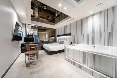 Bundang View Hotel in zona Jeongja-dong Cafe Street