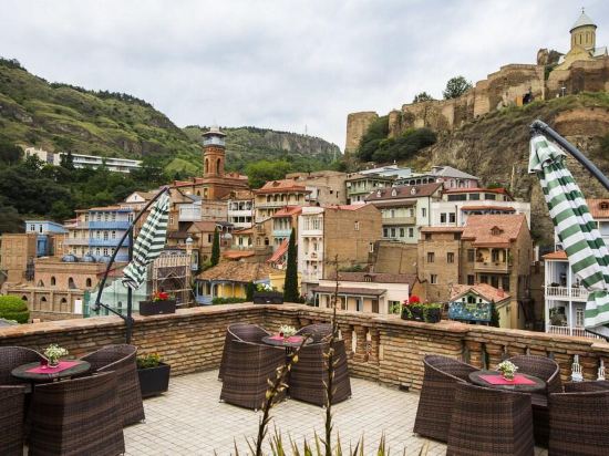 SUNNY TIFLIS GUEST HOUSE, TBILISI, GEORGIA