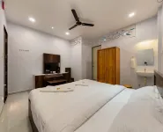 Hotel Saheb Executive Restaurant and Lodging Hotels in Vikaswadi