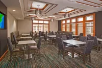 Residence Inn Chesapeake Greenbrier - breakfast