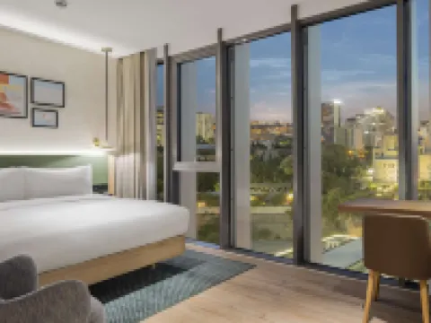 Hilton Garden Inn Tbilisi Riverview Hotéis em Tbilisi