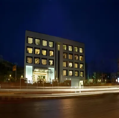 The Fern Residency, Subhash Bridge, Ahmedabad Hotel dekat 4D Square Mall, Motera