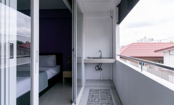 Ruan Plaisoi Apartment
