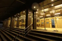 Minas Manor Hotels in Tiruchirappalli
