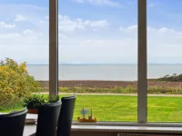 "Luchia" - 200m to the Fjord