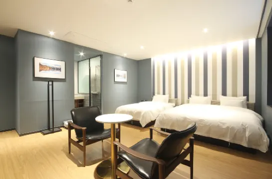 세븐브릭스호텔