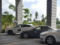 Weligama Bay Marriott Resort & Spa - parking