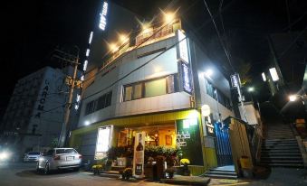 Busan B and B Pension