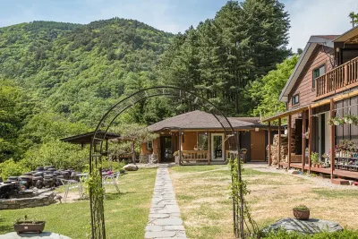 Pyeongchang Sanmoraengi Pension Hotell i Jinbu-myeon