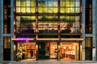 Moxy NYC Chelsea Hotels in New York