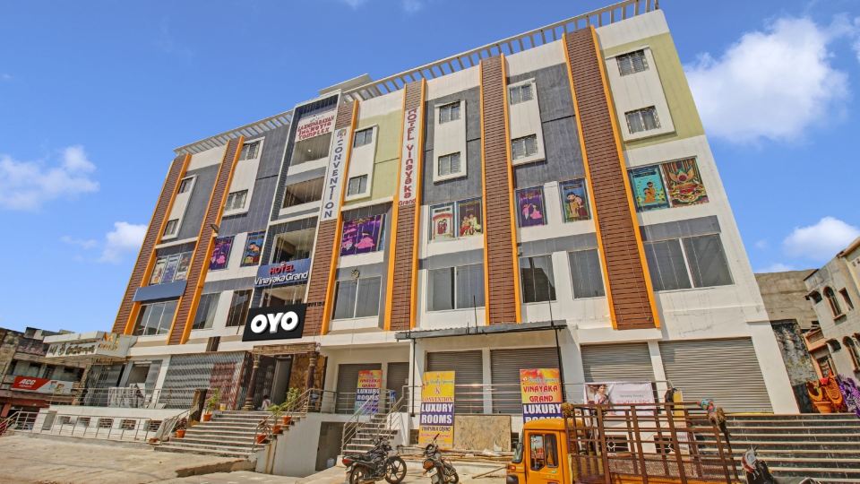 Super Collection O Vinayaka Luxury Stays