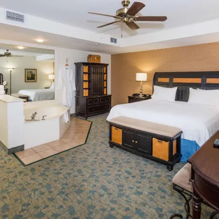 Hampton Inn & Suites Amelia Island-Historic Harbor Front