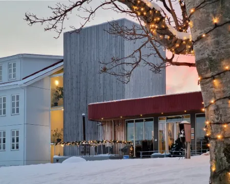 Gistihúsið - Lake Hotel Egilsstadir Hotels in Mulathing