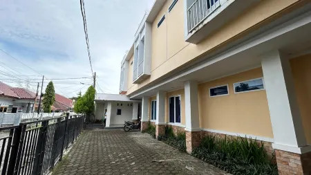 Bale Ikite Отели в г. Mariso