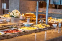 Sotero Hotel by Castelo Itaipava - breakfast