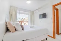 GB24 Apt 2 Bedrooms Pé na Areia - Paraíso Dos Corais Hotels in Guarajuba