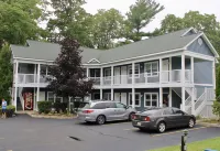 Empire Lakeshore Inn Hôtels à : Glen Arbor