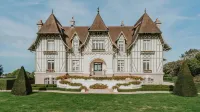 Maison Douce Époque Hotels in Glanville