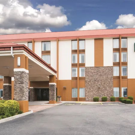 Garner Hotel WYTHEVILLE EAST by IHG