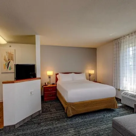 Towneplace Suites Colorado Springs Garden of the G Отели рядом с достопримечательностью «Сад богов»