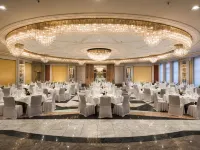 Maritim Hotel Bonn Hotels near Oberkassel