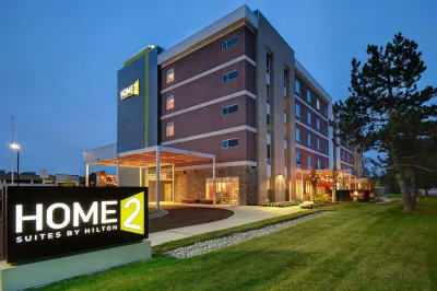 Home2 Suites by Hilton Detroit Troy Hotels in Birmingham