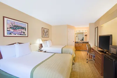 Baymont by Wyndham Forest City Hotels in 