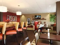 Hampton Inn Grand Rapids-North - breakfast