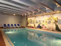 Hotel am Schlosspark Zum Kurfürst - Kolam Renang