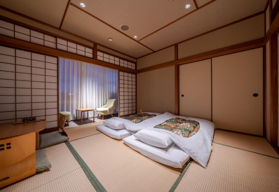 료칸 내부 전통 다다미 방