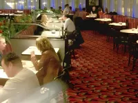 Damon’s Hotel - Завтрак