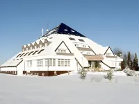 Lázeňský Hotel Pyramida Hotels in Франтішкові-Лазне