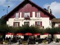 Auberge du Hérisson Hotels in Syam