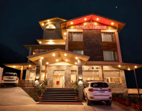Royal Mansion Hotels in Shamshi