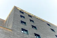 Hound Hotel Jeonju Deokjin
