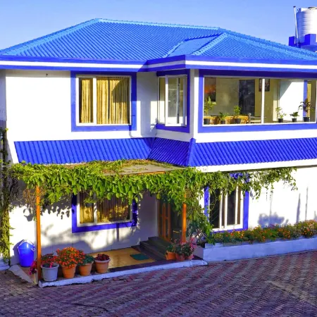 Paradise Peak Cottage