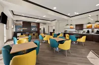Comfort Suites Columbus East Broad Hoteles en Columbus