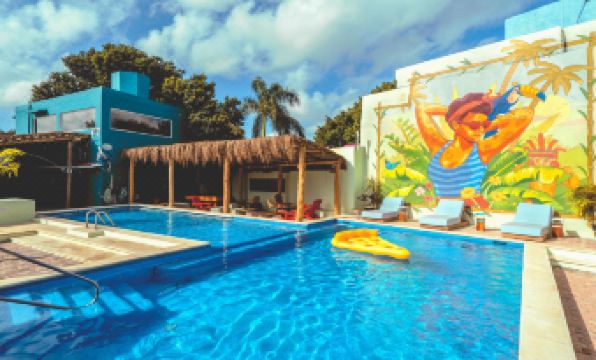 Nílu Cancun Downtown by Selina