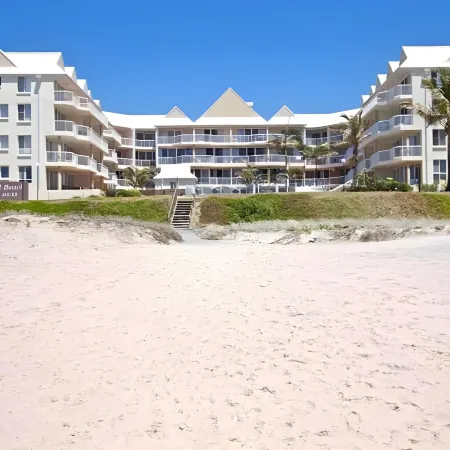 Crystal Beachfront Apartments