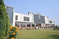 Hotel Trimurti Hotels in Kotsarai