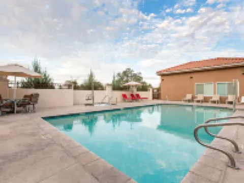The Oaks Hotel & Suites Hotels in Paso Robles