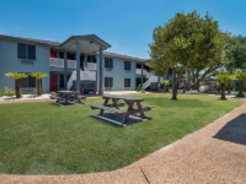 エコノ  ロッジ イン & スイーツ フルトン - ロックポート フルトンのホテル