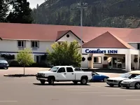 Super 8 by Wyndham West Kelowna BC Hotels in 