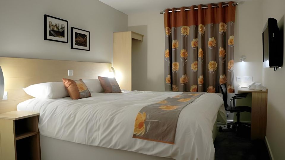 Royal George Hotel