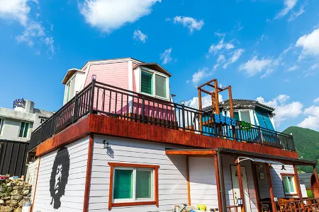Miryang Blueberry Pension Отели в г. Мирян