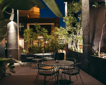 โรงแรม เอ็กเซลซิออร์ บารี – บาย ฟาราเช โฮเทลส์ โรงแรมในบารี