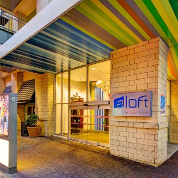 Aloft Charlotte City Center Отели рядом с достопримечательностью «Банк оф Америка Стадиум»