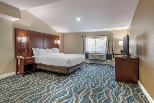 Comfort Inn Asheville East-Blue Ridge Pkwy Access โรงแรมใกล้Folk Art Center