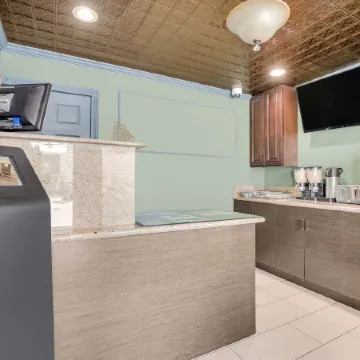 Sather Berkeley, SureStay Collection by BW