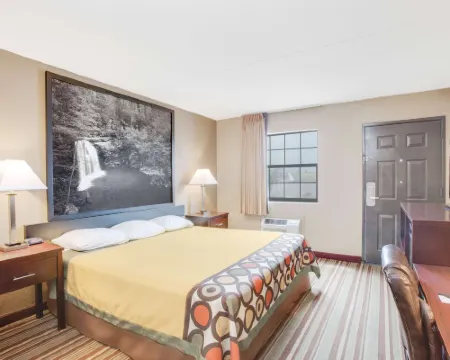 Super 8 by Wyndham Morrilton Hotels in Conway County